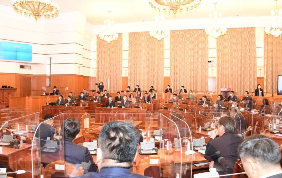 УБТЗ ХНН-ийг зээлийн хүүгийн төлбөрөөс чөлөөлж дүрмийн санг нь нэмэв