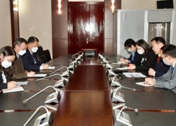 Хохирогч болон түүний эцэг эхийн аюулгүй байдлыг хангахыг хүсэв