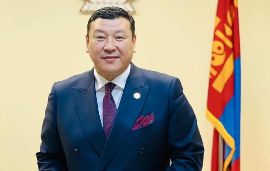 Элчин сайд Ө.Батбаяр АНУ-ын Ерөнхийлөгч Ж.Байденд Итгэмжлэх жуух бичгээ өргөн барив