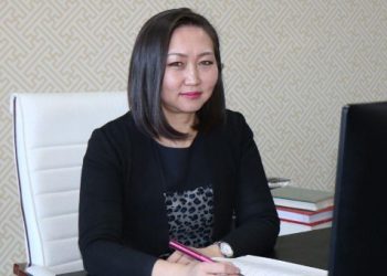 Ажлын хариуцлага алдсан үндэслэлээр Б.Цэцэгсайханыг чөлөөлжээ