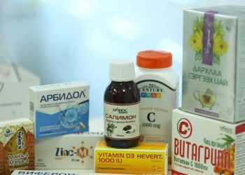 Омикронд антибиотик зөвлөхгүй ч эмийн багц олгоно