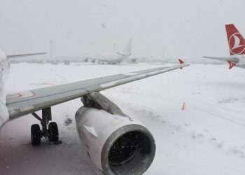 Turkish airlines: Турк дахь бүх нислэг цуцлагдсан