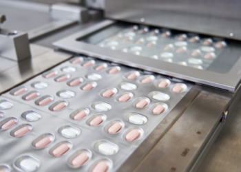 Японд “Pfizer”-ын эмийг хэрэглэхийг зөвшөөрчээ