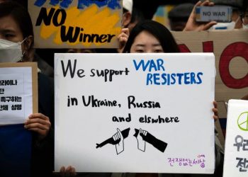 Өмнөд Солонгос стратегийн бараа бүтээгдэхүүн ОХУ-д нийлүүлэхээ зогсоож, SWIFT-ийн хоригт нэгджээ