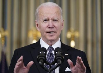 Байден: Баячуудын татварыг нэмнэ