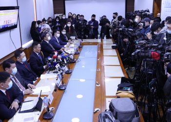 Э.Золбоо: Арматур болон цементийн хомсдол үүсгэхгүй байхаар ажиллаж байна…