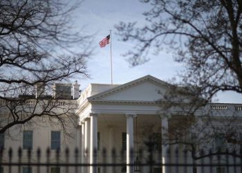 АНУ Оросын улстөрчид, бизнес эрхлэгчдэд шинээр хориг арга хэмжээ авчээ