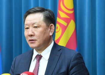 Баруун, зүүн босоо чиглэлийн төмөр замын ажлыг эрчимжүүлэх тогтоол батлав