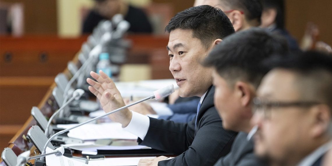 Ерөнхий сайд Л.Оюун-Эрдэнэ: “Эрдэнэс Монгол” ХХК-тай холбоотой асуудлыг цэгцэлнэ