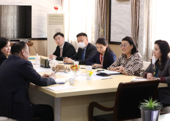 ХНХ-ын сайд А.Ариунзаяа гадаадад суух Элчин сайдуудтай уулзав