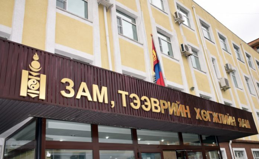 Том оврын автомашинууд даац хэтрүүлэхгүй байхыг анхаарууллаа