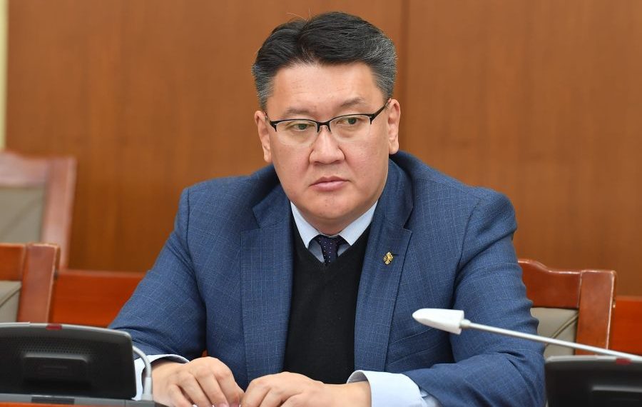 Б.Жавхлан: Татвар төлөгчдийн мөнгөөр Хөгжлийн банкны чанаргүй зээл төлөхгүй