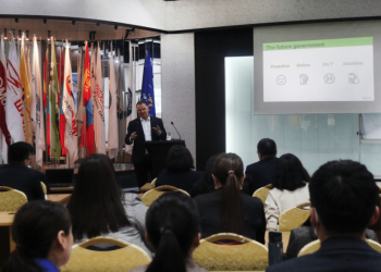 Төрийн үйлчилгээг цахимаар авснаар 80 тэрбум төгрөг хэмнэжээ