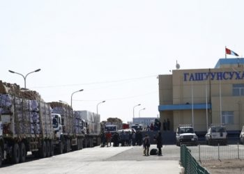 ХЗДХ-ийн сайдын ахалсан ажлын баг хилийн дөрвөн боомтын ажилтай танилцана