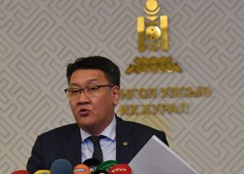 Б.Жавхлан: “Дарханы төмөрлөгийн үйлдвэр” ХК-ийг улсад шилжүүлэх ажил эхэлсэн