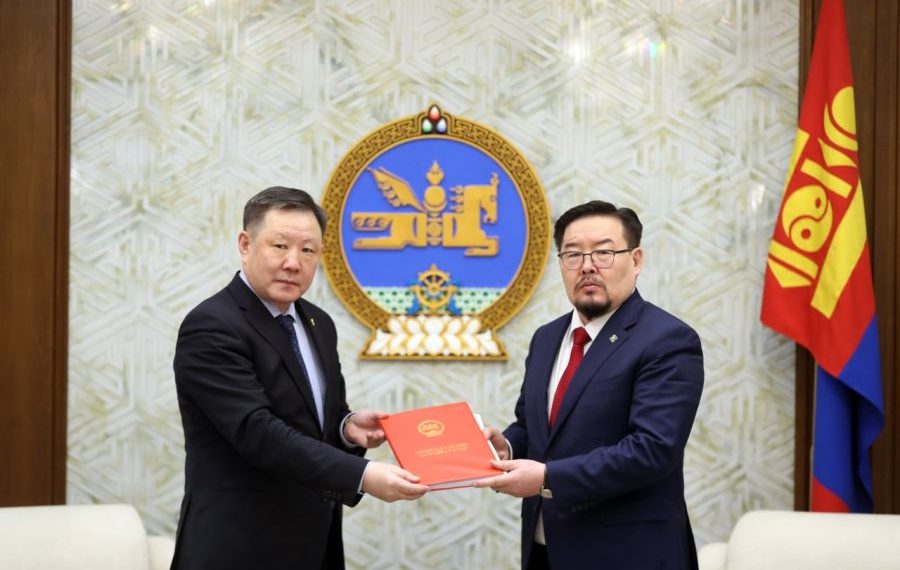 Мэргэжлийн жолоочийн ажил, амралтын цагийг зохицуулах хэлэлцээрт нэгдэнэ