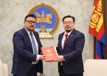 ХХААХҮ-ийн сайд З.Мэндсайхан хуулийн төслүүд өргөн барилаа