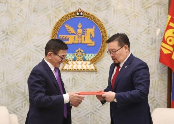 Төрийн албаны тухай хуульд нэмэлт, өөрчлөлт оруулах хуулийн төсөл өргөн барив