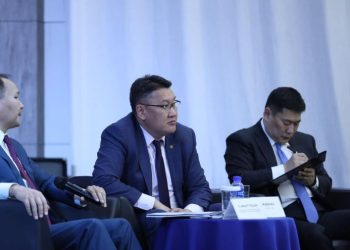 Ерөнхий сайд ТОП-100 ААН-ийн удирдлагатай уулзав