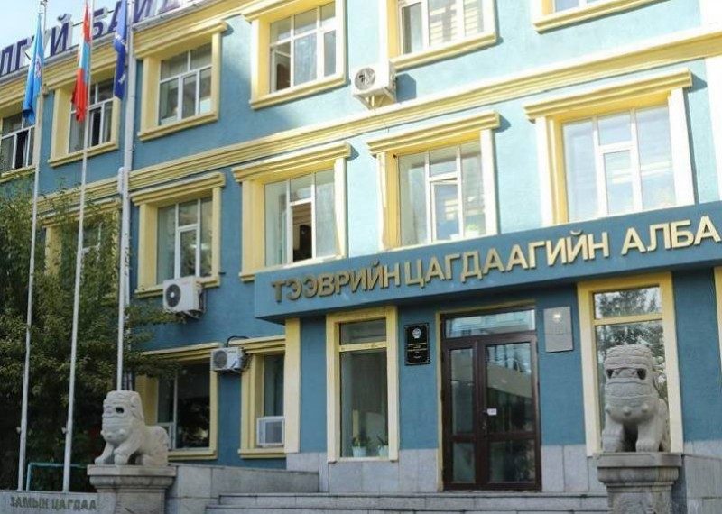 ТЦА: 10 хүртэлх насны хүүхдүүдийг мотоциклын арын суудалд тэвэрлэхийг хориглоно