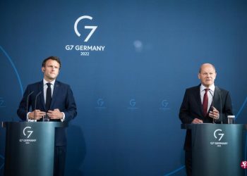 Францын Ерөнхийлөгч Европын улс төрийн холбоо байгуулах санал гаргав