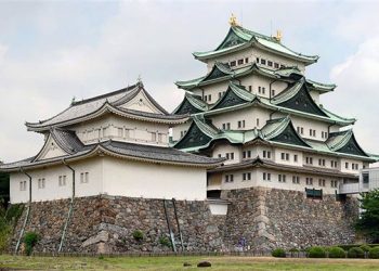 АНУ-ын Ерөнхийлөгч Японы эзэн хаанд бараалхлаа