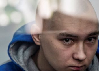 Киевт шүүгдэж буй Оросын цэрэг бүх насаараа хорих ял сонсов