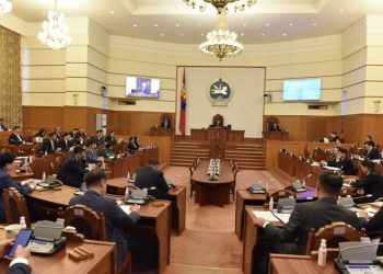 Банкууд IPO гаргах хугацааг сунгах хуулийн төслийн эцсийн хэлэлцүүлгийг хийв