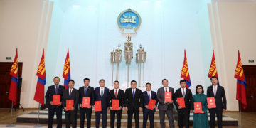 Ерөнхий сайд Л.Оюун-Эрдэнэ Засгийн газрын шинэ гишүүдээ томиллоо