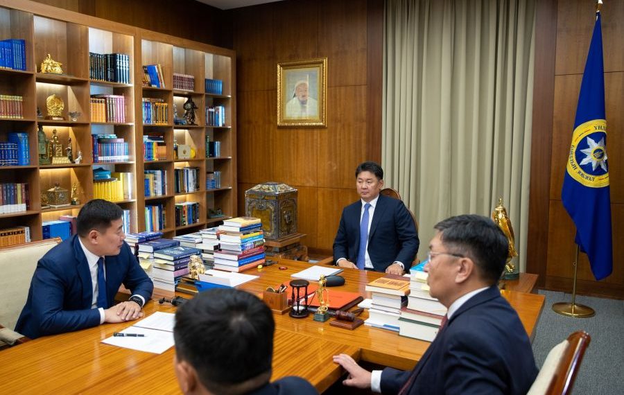 Ерөнхий сайд Л.Оюун-Эрдэнэ Засгийн газрын шинэ бүрэлдэхүүнийг Ерөнхийлөгчид танилцуулав