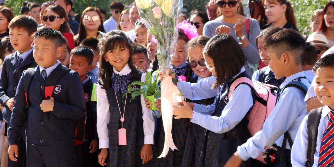 Энэ хичээлийн жилд нэгдүгээр ангид 77 753 сурагч суралцаж байна