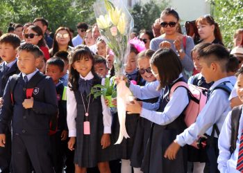 Энэ хичээлийн жилд нэгдүгээр ангид 77 753 сурагч суралцаж байна