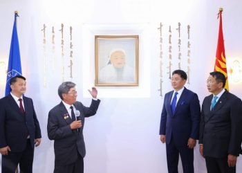 Монгол Улсын Их Сургууль Эзэн Богд Чингис хааны эш хөргийг залав