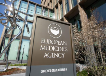 Европын Эмийн агентлаг “омикрон”-ы вакцинуудад зөвшөөрөл олгожээ