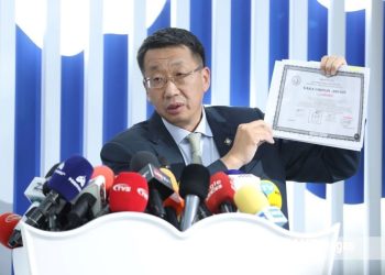 БШУЯ: Дипломыг хуурамчаар үйлддэг, баталгаажуулдаг, системд бүртгэдэг сүлжээ үүссэн байх магадлалтай байна