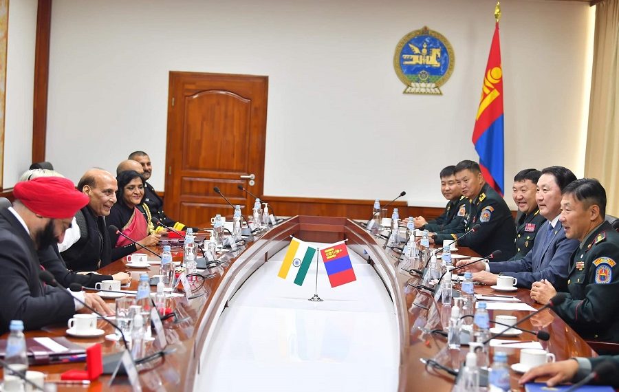 БНЭУ-ын Батлан хамгаалахын сайд Ражнат Сингх Монголд айлчилж байна