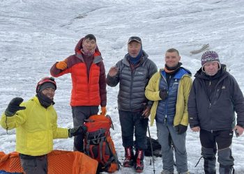 Памирын нуруунд гацсан уулчин Х.Бумхишигийг эсэн мэнд буулгалаа