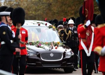 Их Британид хатан хааны оршуулгын ёслолыг 28 сая хүн телевизээр үзжээ