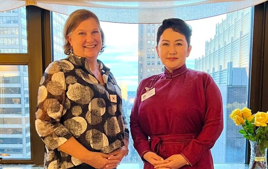 Гадаад харилцааны сайд Б.Батцэцэг АНУ-ын ТНБД-ын Улс төрийн асуудал эрхэлсэн орлогчтой уулзав