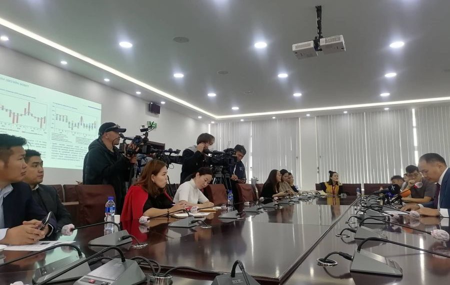 ААН-үүдийн 83 хувийнх нь ханган нийлүүлэлт тасалджээ