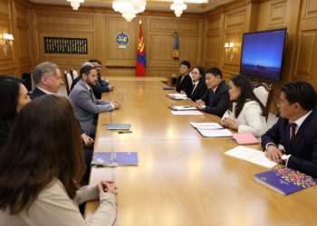 Ерөнхий сайд Л.Оюун-Эрдэнэ “Netflix”, “HBO”, “Warner Bros”, “Paramount Pictures” компанийн төлөөлөлтэй уулзлаа