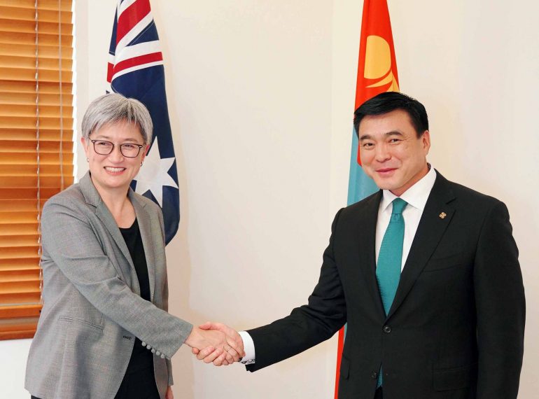 Шадар сайд С.Амарсайхан Австралийн Гадаад хэргийн сайдтай уулзав