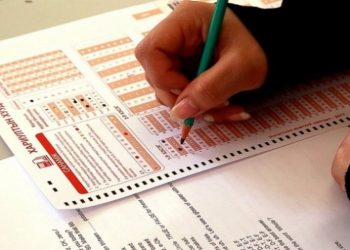 12-р сард болох ЭЕШ-д бүрэн дунд гэрчилгээтэй хэн ч орж болно