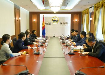 Дэлхийн банктай хамтран авто замын төсөл хэрэгжүүлнэ