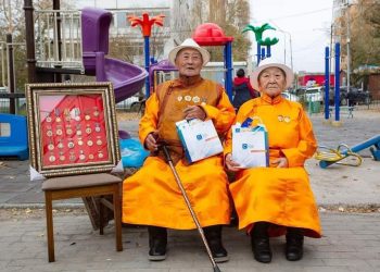 Ахмад дайчдад хүндэтгэл үзүүлэв