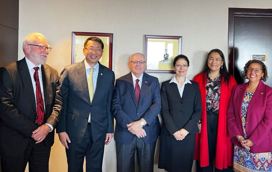 Засгийн газар хоорондын тэтгэлгээр Канад улсад монгол залуусыг сургах хүсэлтээ илэрхийлэв