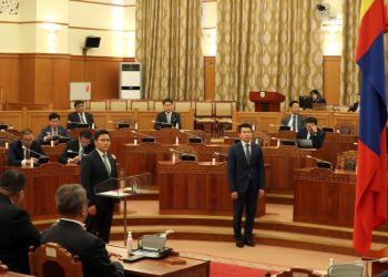 Хөдөлмөр, нийгмийн хамгааллын сайдаар томилогдсон Т.Аюурсайхан УИХ-д тангараг өргөв