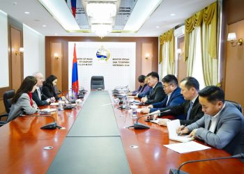 Дархан-Алтанбулаг, Налайх-Баян чиглэлийн авто замыг өргөтгөхөд ЕСБХБ-тай хамтран ажиллах санал тавив