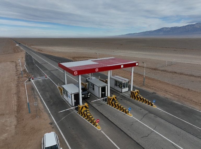 Гурван Улсыг холбосон анхны авто замыг боомтын сэргэлтийн хүрээнд ашиглалтад орууллаа