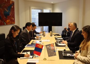 Геологи хайгуул, олборлолтын компаниуд Монголд хөрөнгө оруулах боломжийн талаар ярилцлаа